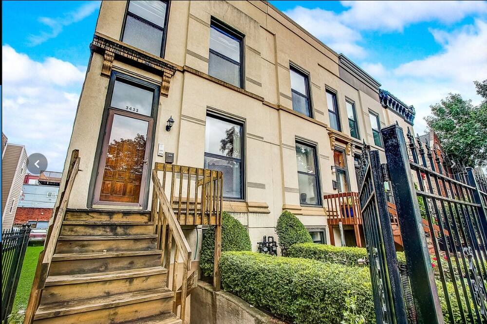 Photo of Outdoor in Bronzeville
