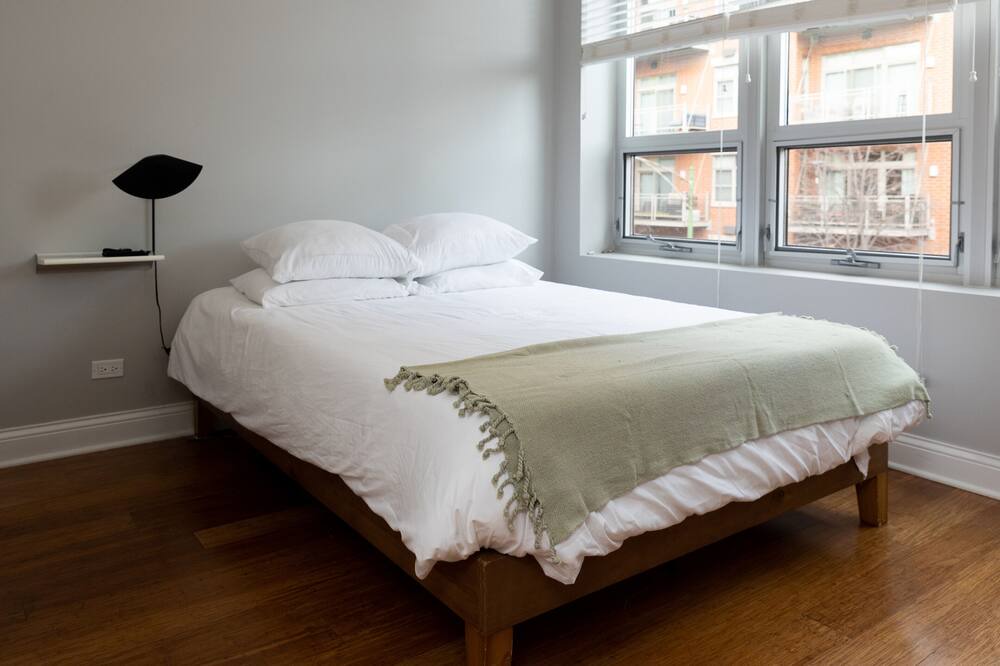 Photo of Bedroom in River West