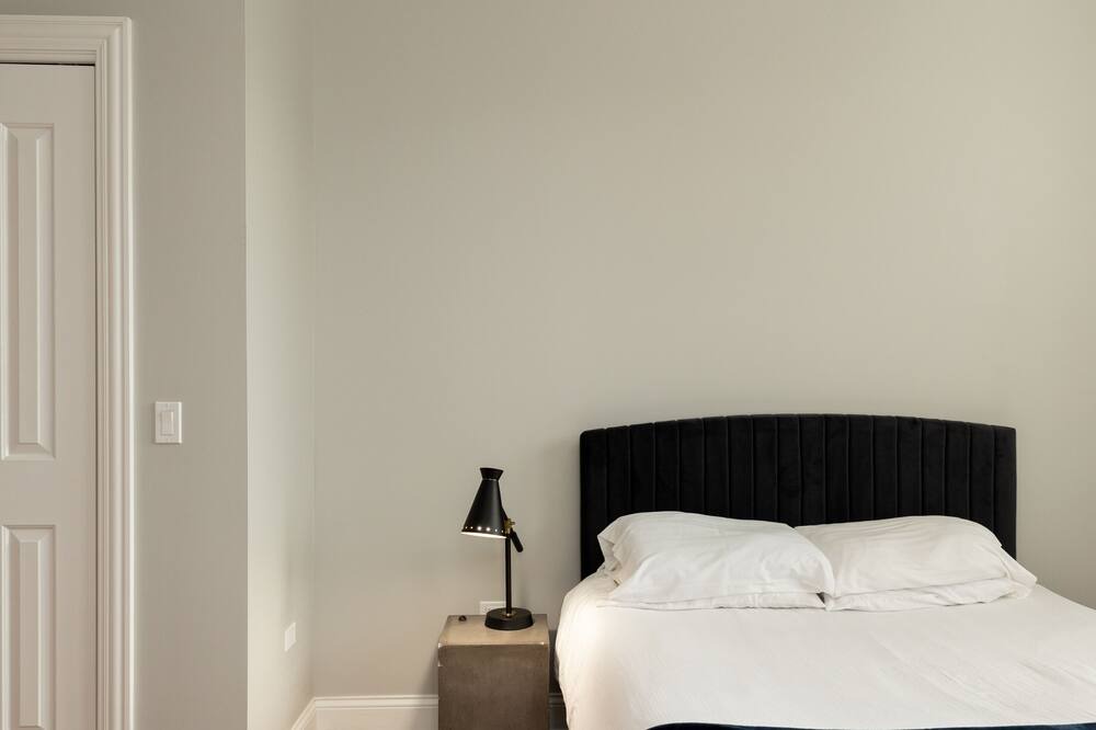 Photo of Bedroom in River West