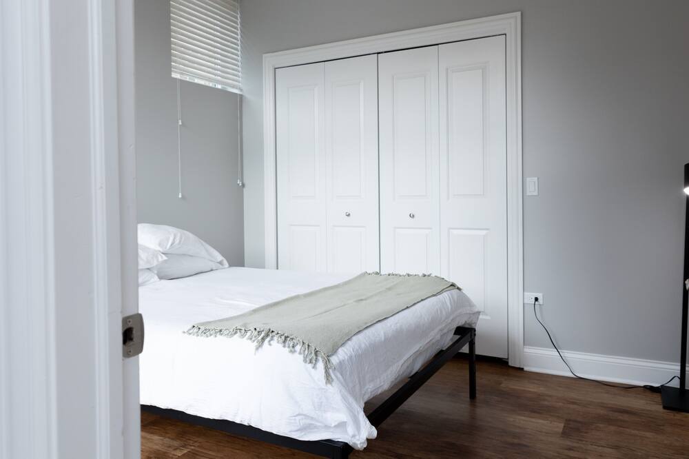 Photo of Bedroom in River West