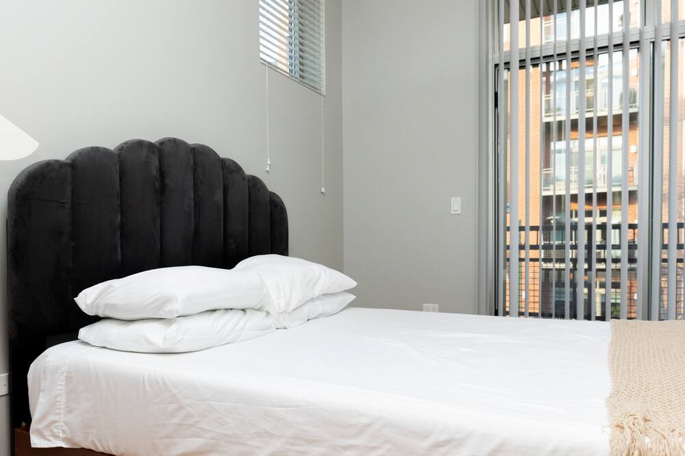 Photo of Bedroom in River West