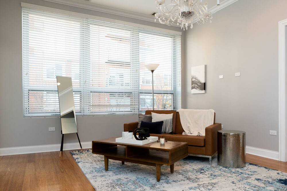 Photo of Livingroom in River West