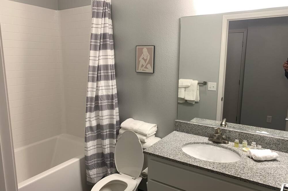 Photo of Bathroom in Des Moines