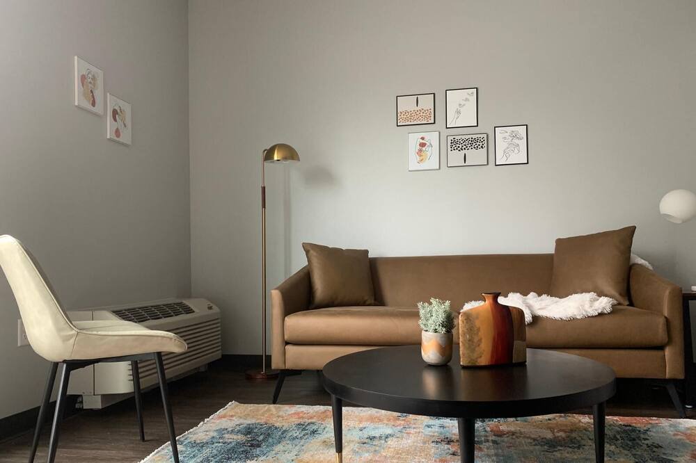 Photo of Livingroom in Des Moines