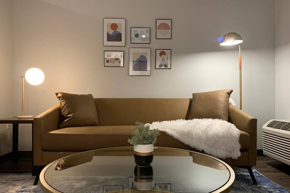 Photo of Livingroom in Des Moines