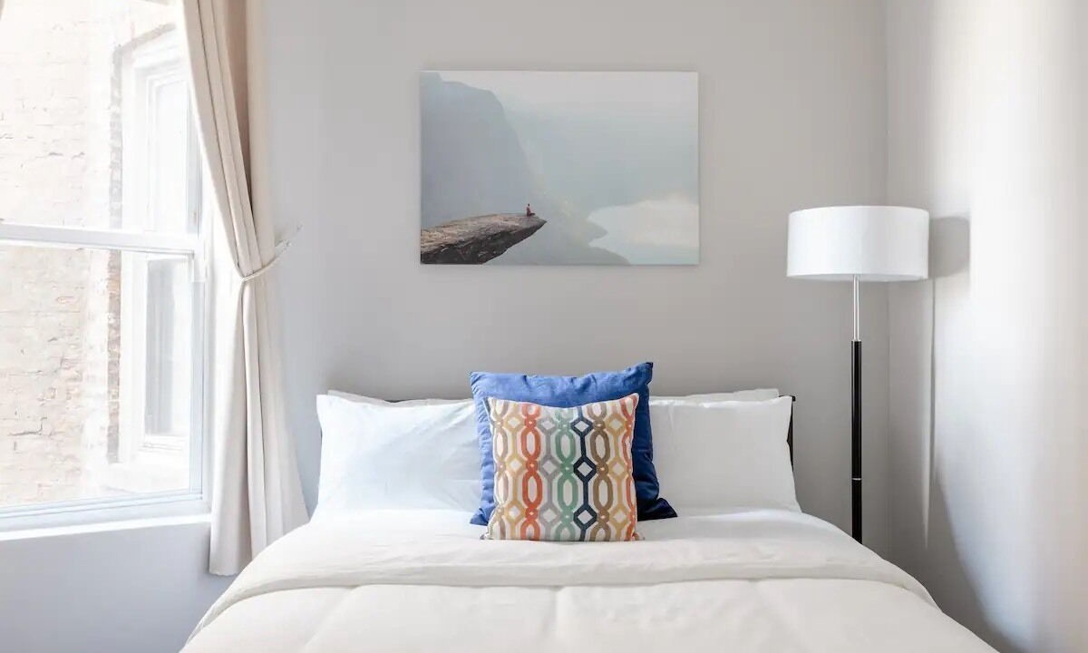 Photo of Bedroom in Woodlawn