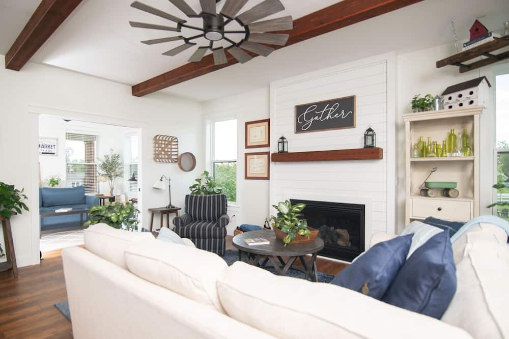Photo of Bedroom in Village of Bloomfield