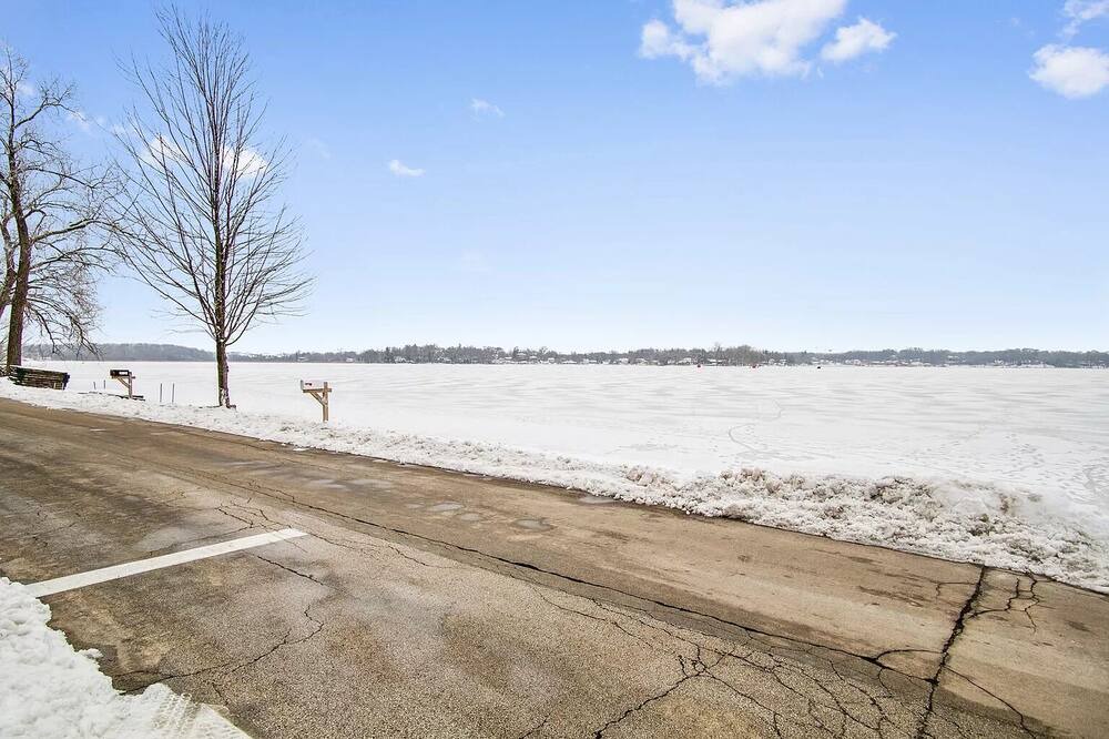 Photo of Others in Long Lake