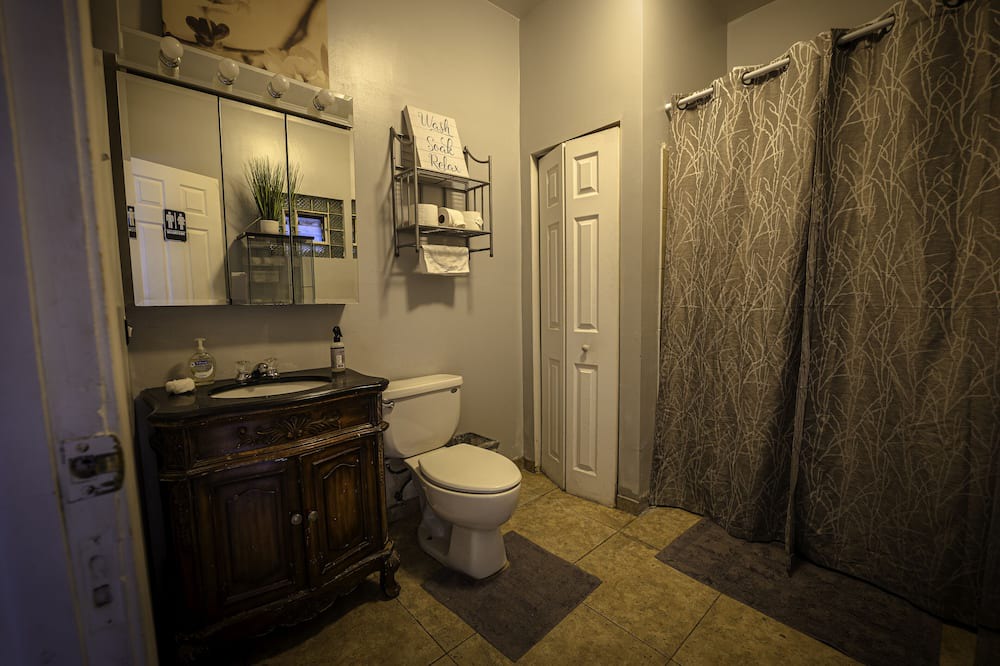 Photo of Bathroom in Pulaski Park