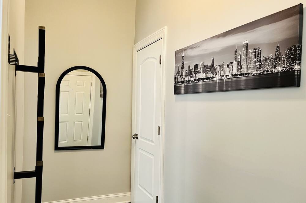 Photo of Bedroom in Woodlawn