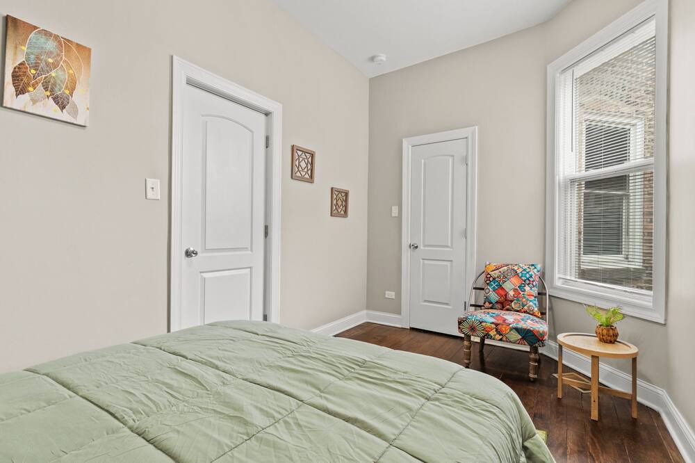 Photo of Bedroom in Woodlawn