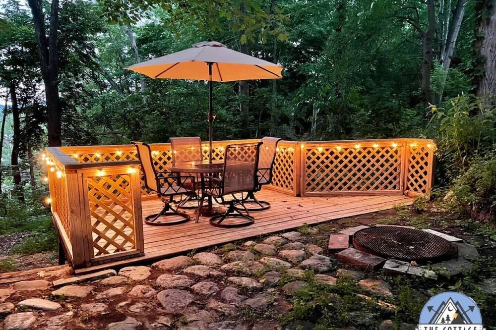 Photo of Patio Balcony in Solon Township