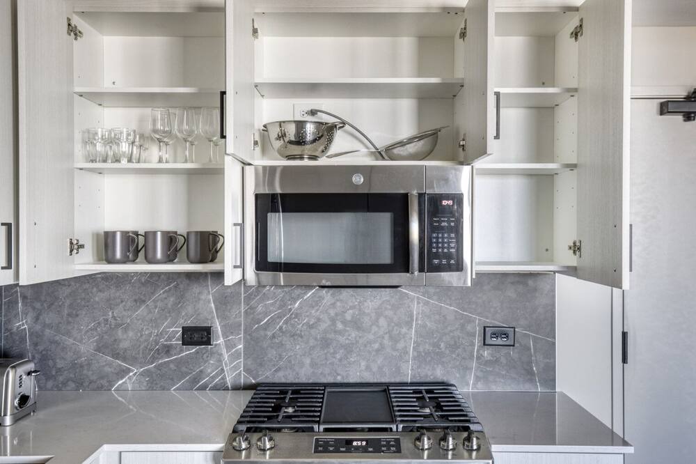 Photo of Kitchen in Illinois Medical District