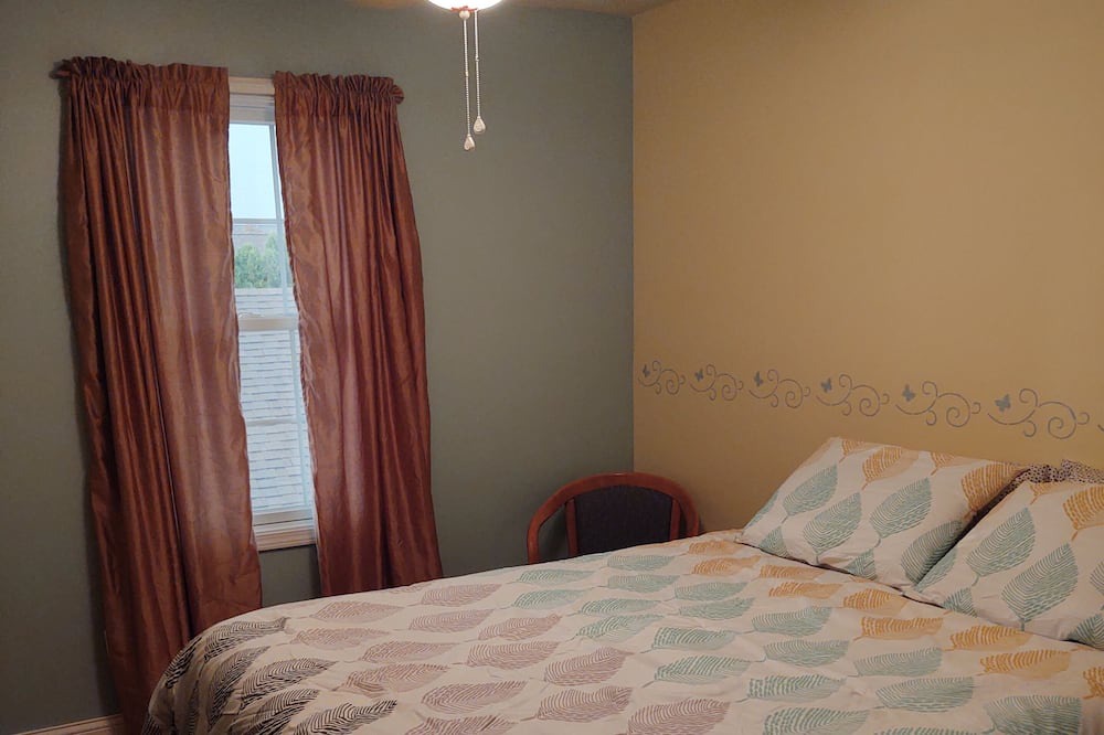 Photo of Bedroom in Normal