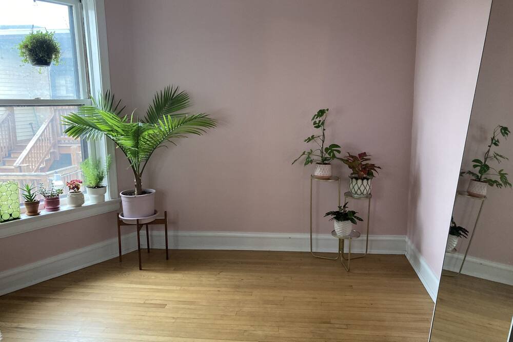 Photo of Bedroom in Uptown
