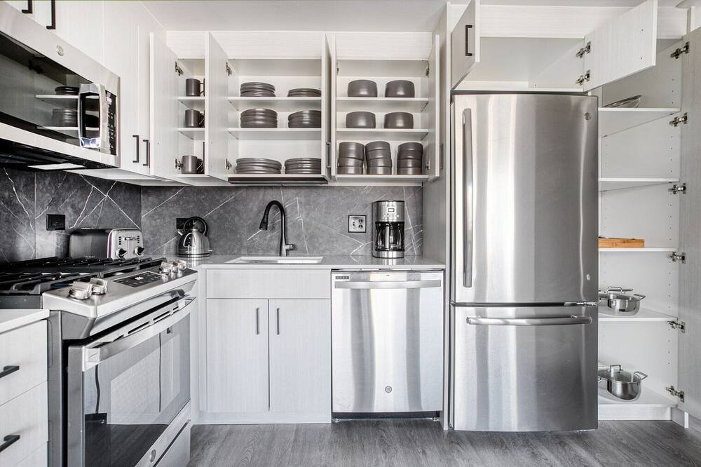 Photo of Kitchen in Illinois Medical District