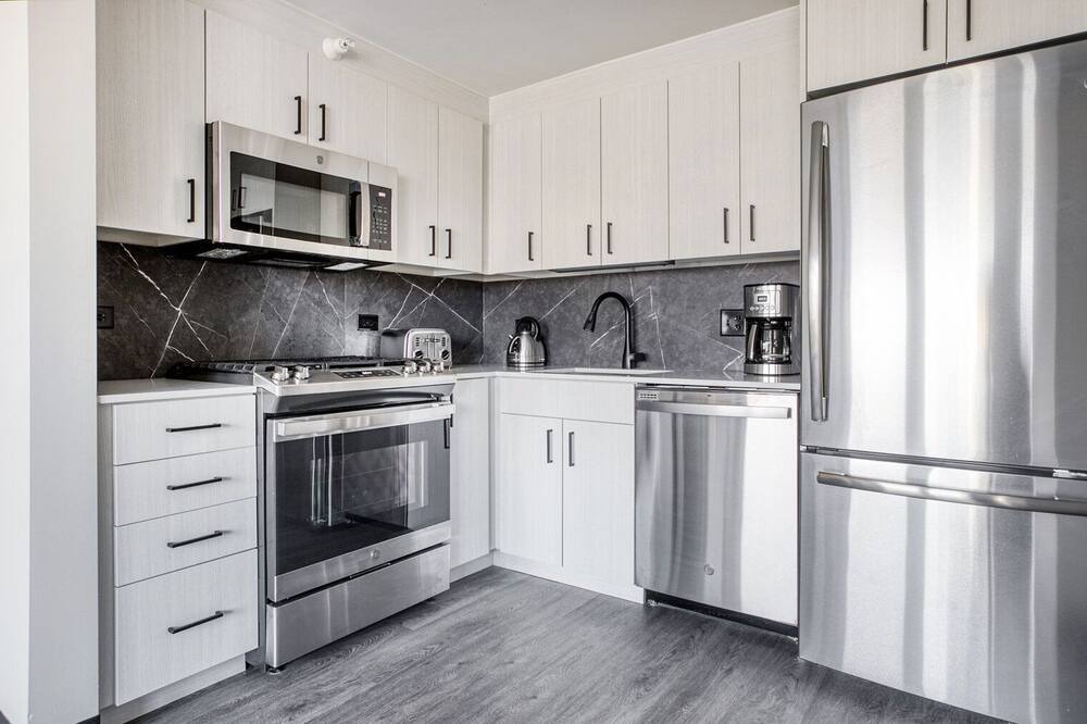 Photo of Kitchen in Illinois Medical District