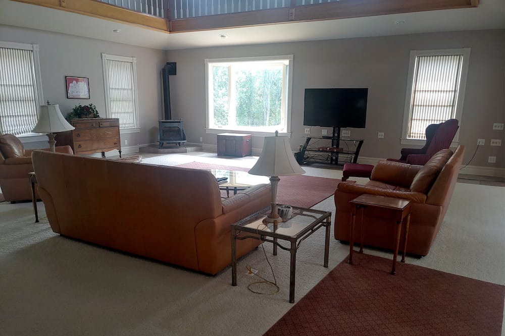 Photo of Livingroom in Ottawa