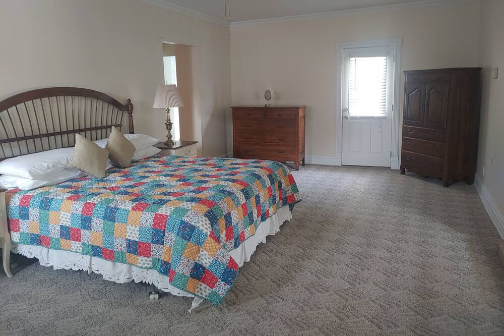 Photo of Bedroom in Ottawa