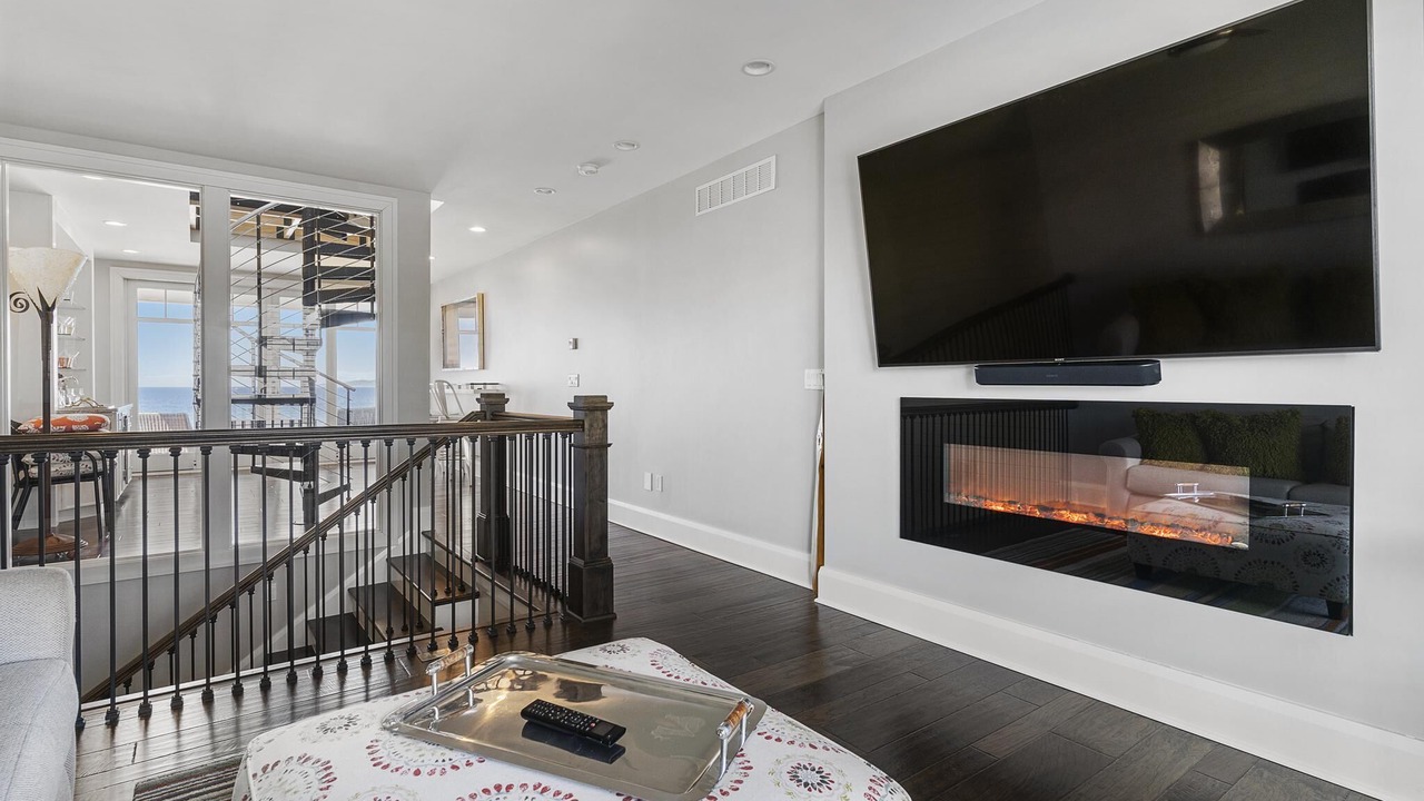 Photo of Livingroom in Bay Harbor