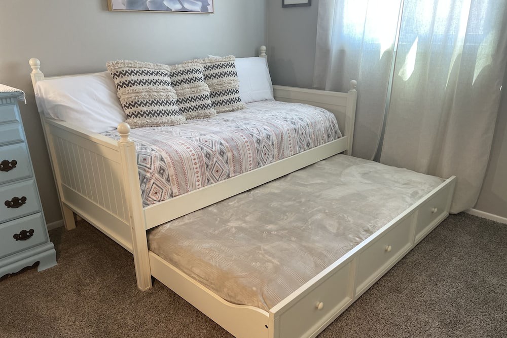 Photo of Bedroom in Kenosha