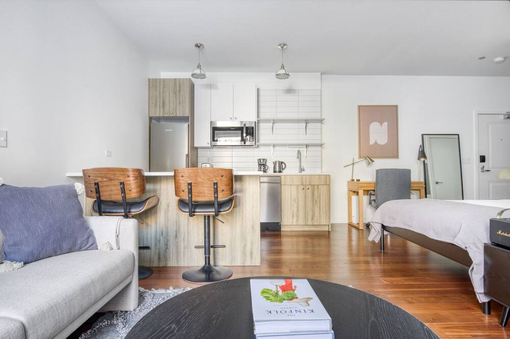 Photo of Bedroom in Uptown