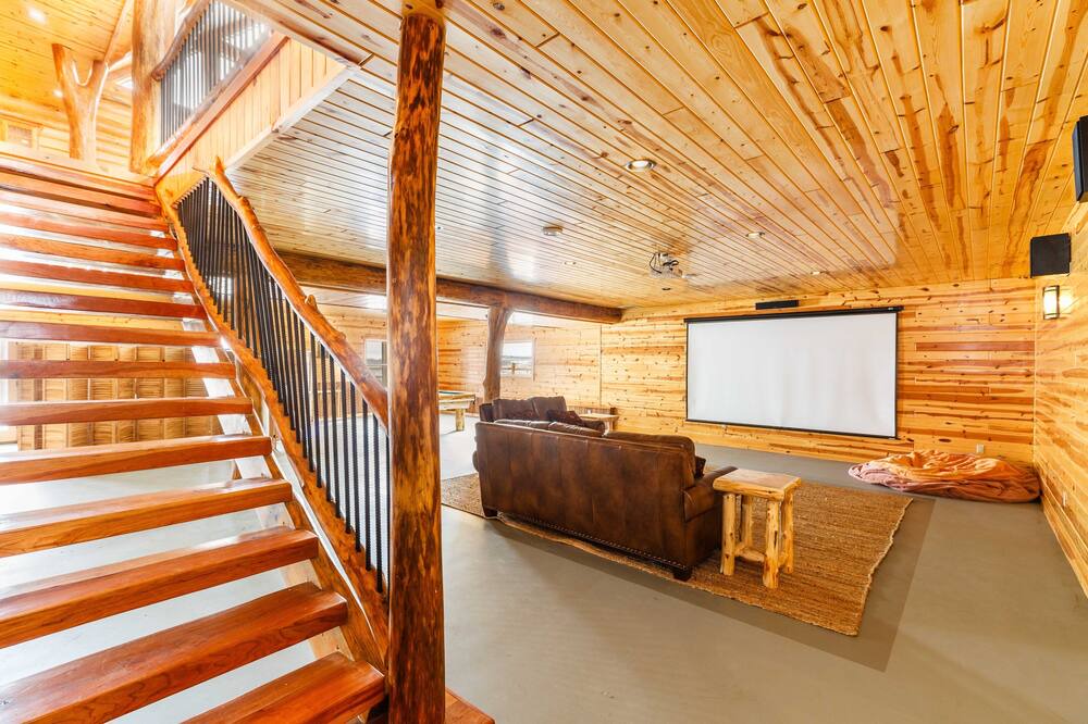 Photo of Livingroom in Cassville