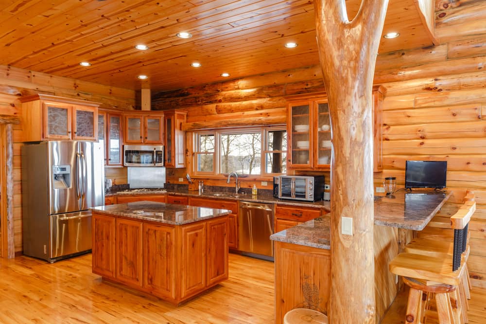 Photo of Kitchen in Cassville