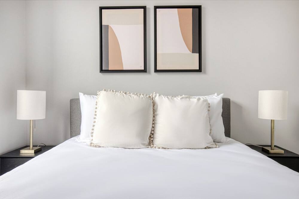 Photo of Bedroom in West Town