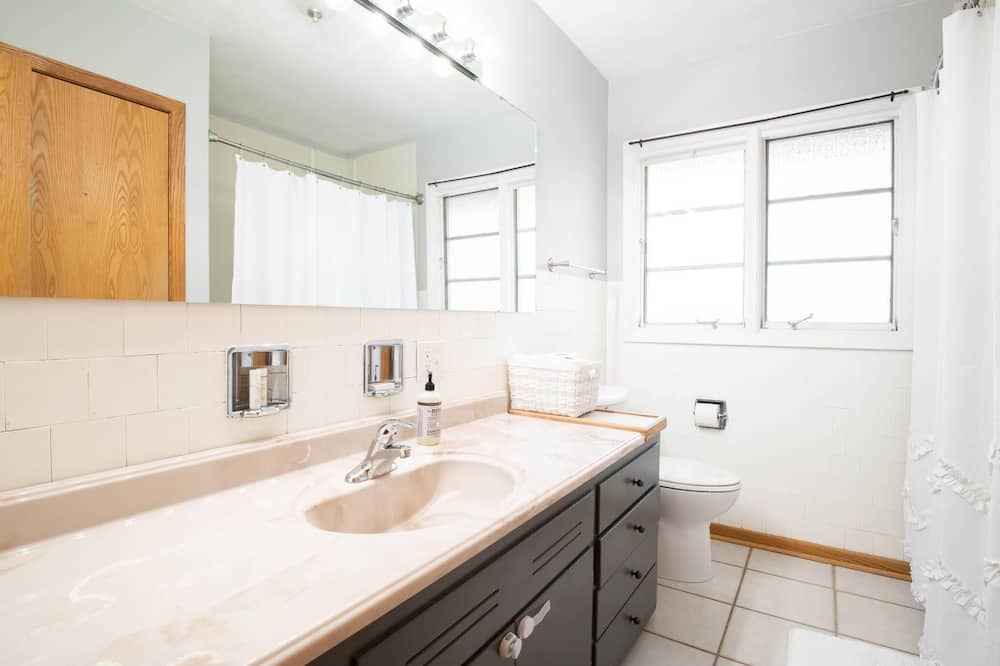 Photo of Bathroom in North Pekin