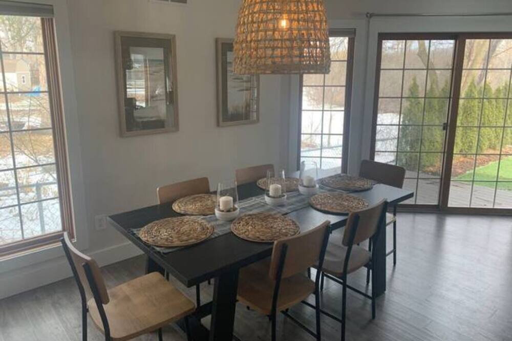Photo of Kitchen in White Lake