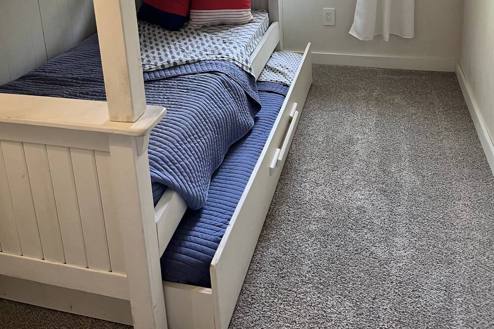 Photo of Bedroom in Solon Township
