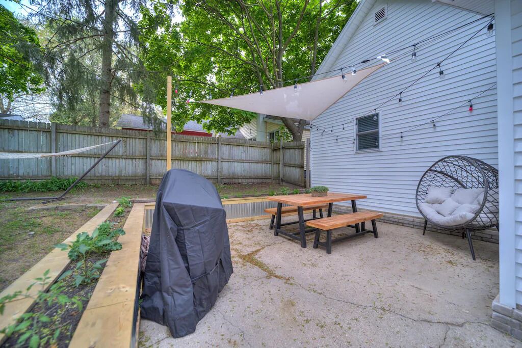 Photo of Outdoor in Lakeside