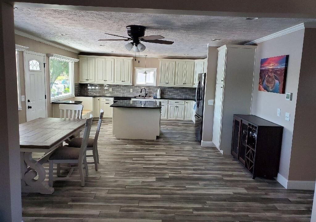 Photo of Kitchen in LaPlatte I