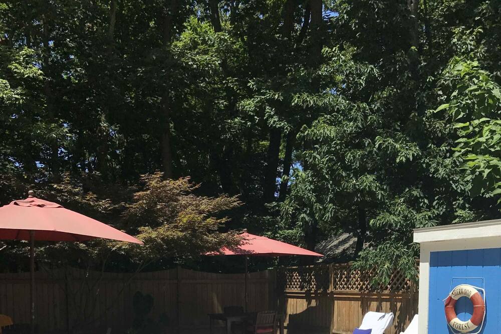 Photo of Outdoor in Douglas