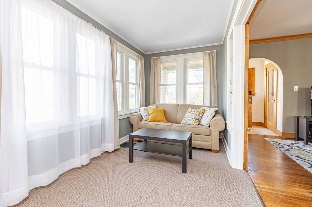 Photo of Livingroom in West Peoria