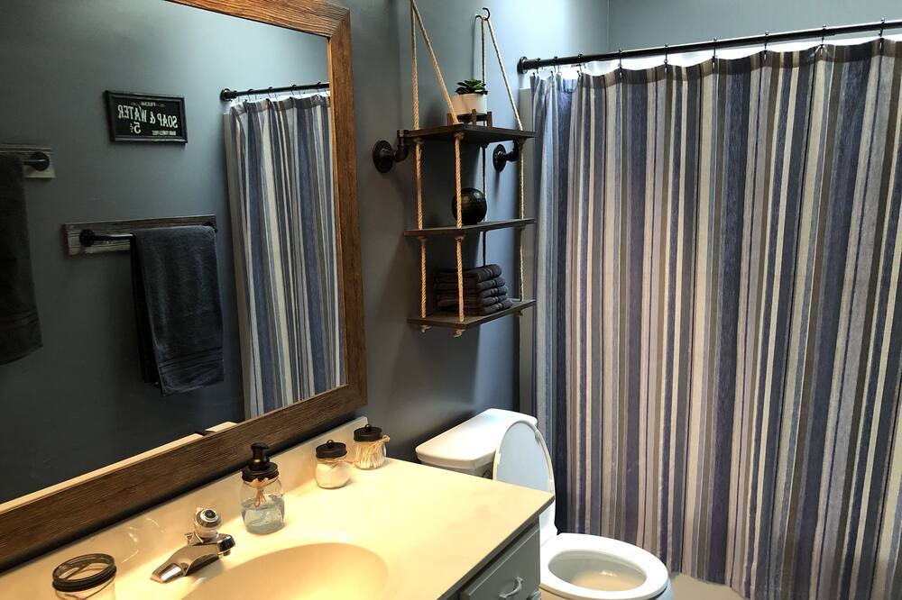 Photo of Bathroom in Whitehall