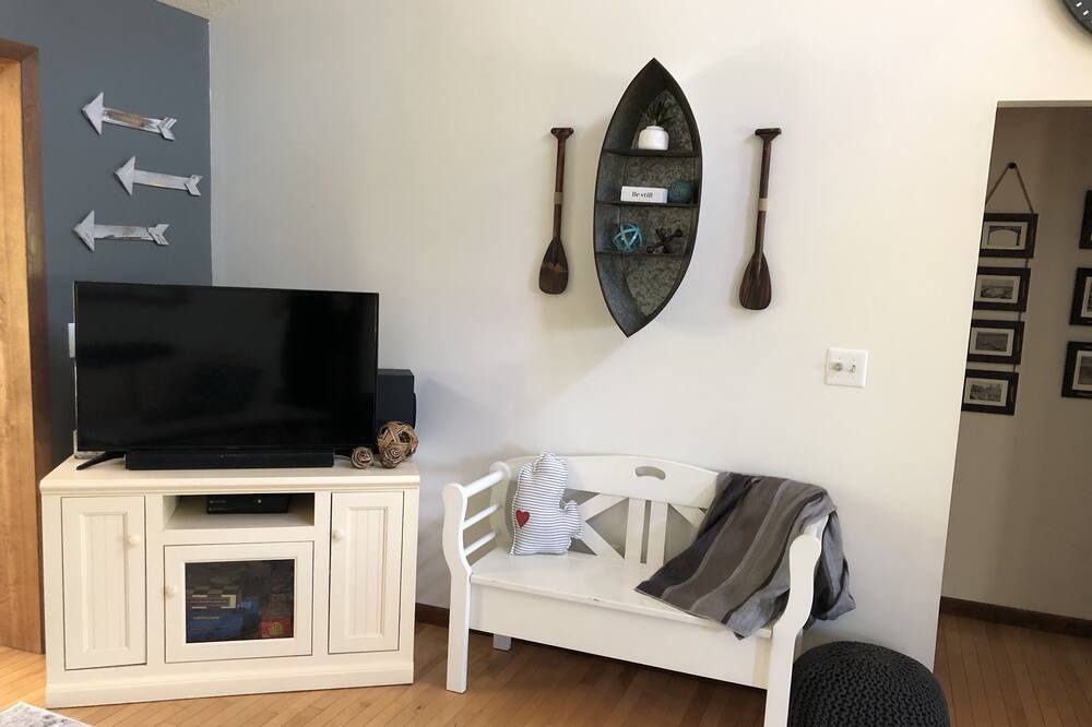 Photo of Bedroom in Whitehall
