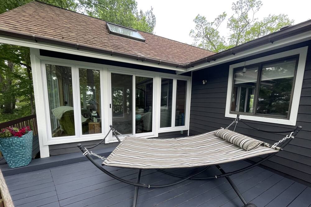 Photo of Patio Balcony in Whitehall