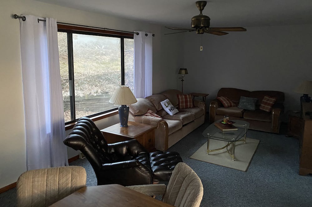 Photo of Livingroom in Pierson