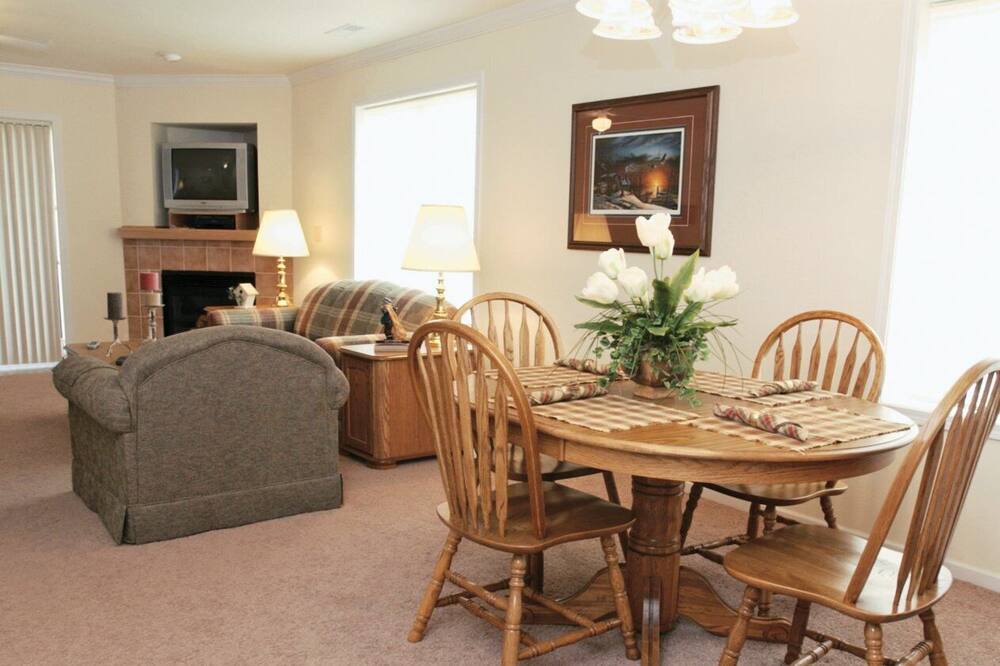 Photo of Bedroom in Spirit Lake