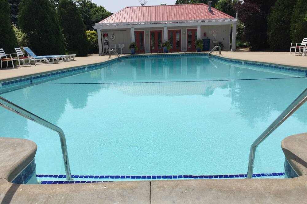Photo of Outdoor in Douglas