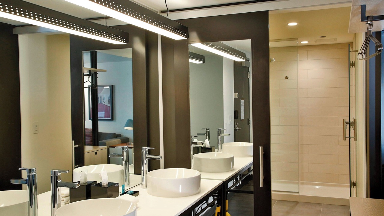Photo of Bathroom in Streeterville