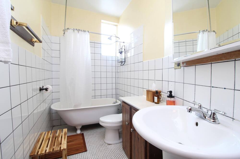 Photo of Bathroom in Mid-North District