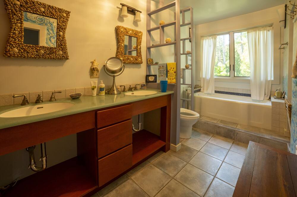 Photo of Bathroom in Sheboygan