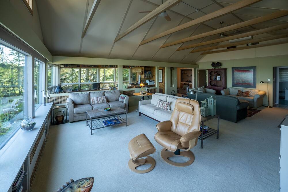 Photo of Bedroom in Sheboygan