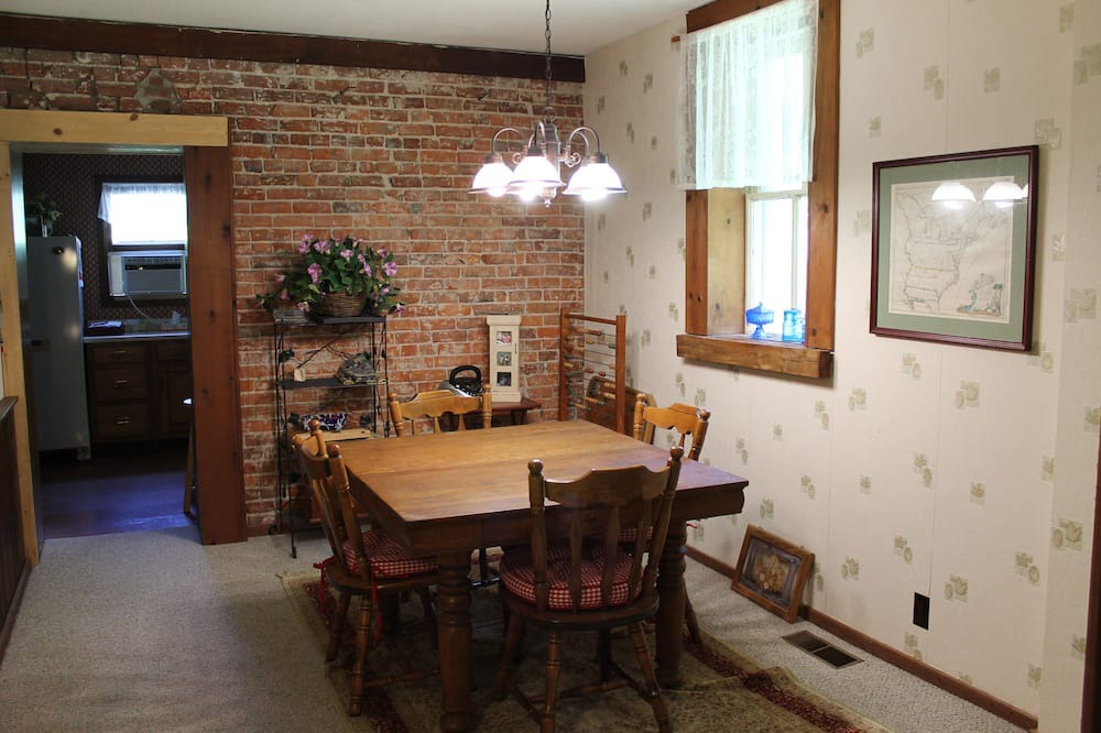 Photo of Bedroom in Washington