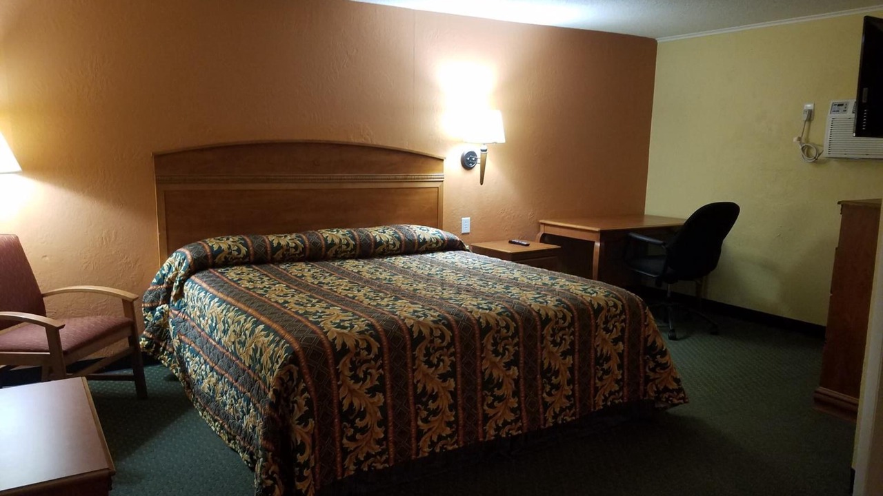 Photo of Bedroom in Keokuk