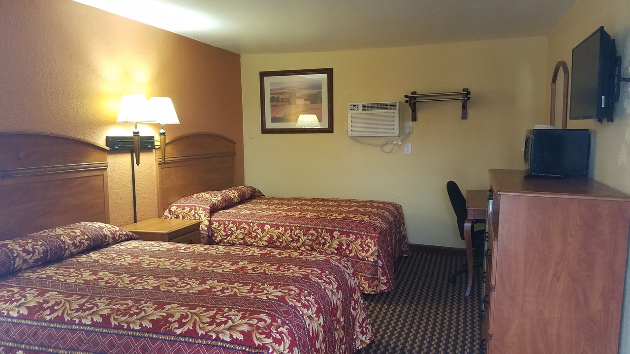 Photo of Bedroom in Keokuk