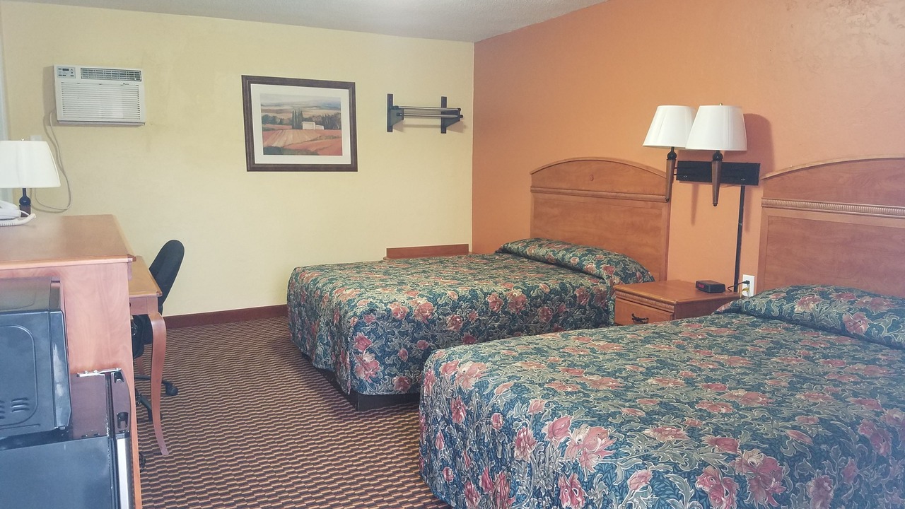 Photo of Bedroom in Keokuk